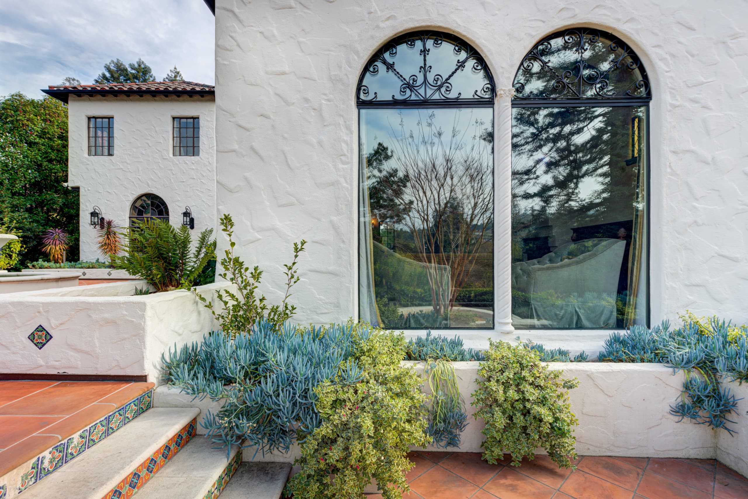 design-build-vs-hiring-separate-contractors